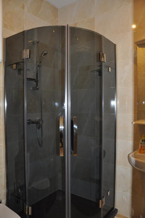 The Apartments Киев Екстериор снимка